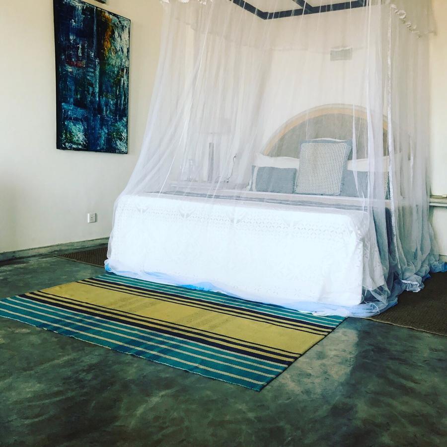 Coco Mari Villa Хиккадува Экстерьер фото