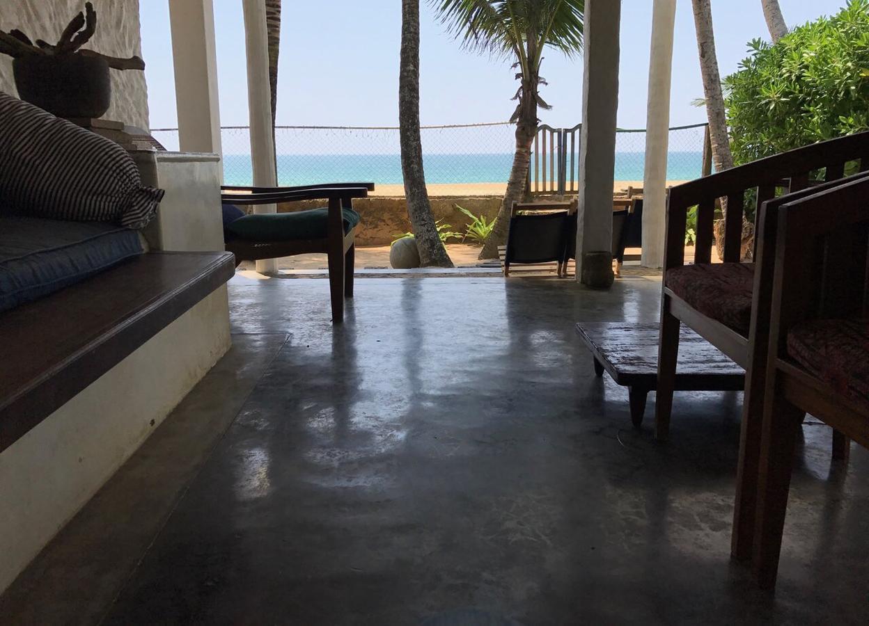 Coco Mari Villa Хиккадува Экстерьер фото
