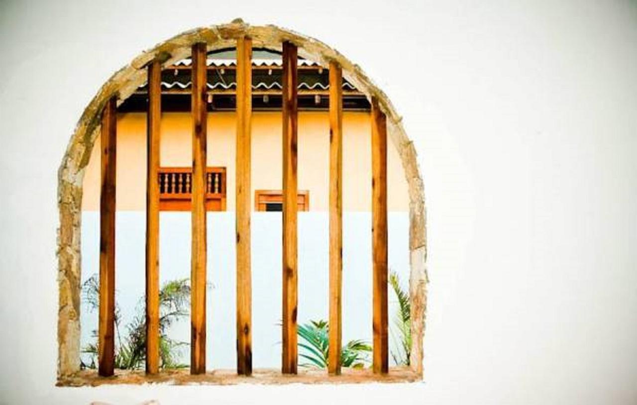 Coco Mari Villa Хиккадува Экстерьер фото